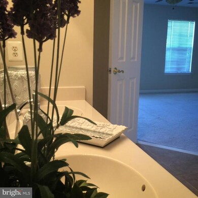 7668 Duneiden Ln, Manassas, VA 20109 - photo 4