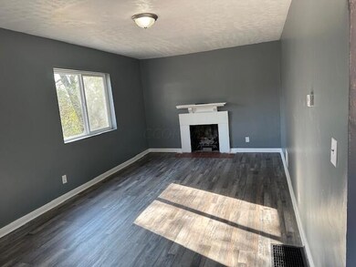 375 S Chase Ave, Columbus, OH 43204 - photo 2