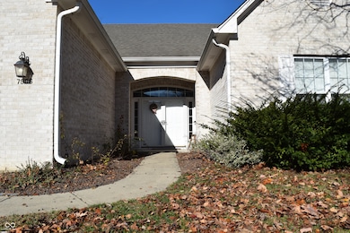 7906 Inishmore Dr, Indianapolis, IN 46214 - photo 2