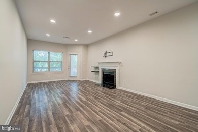 4408 Helmsford Ln unit 201, Fairfax, VA 22033 - photo 7