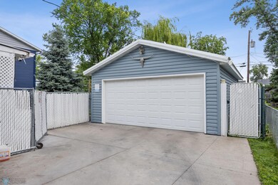 1330 16 1 2 St S, Fargo, ND 58103 - photo 3