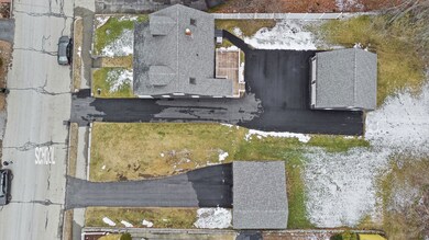 565 Vinton St, Manchester, NH 03103 - photo 2