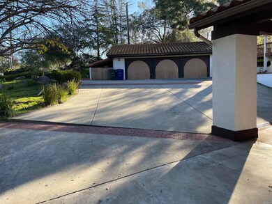 2925 Via Viejas, Alpine, CA 91901 - photo 2