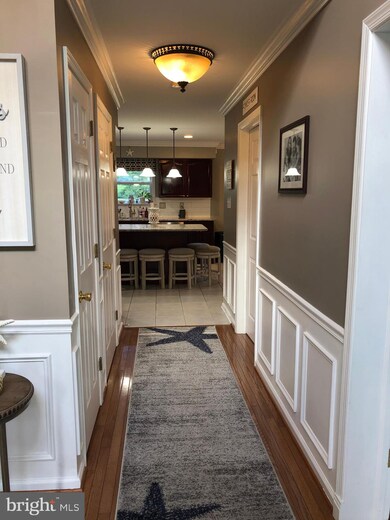 3914 Miriam Dr, Doylestown, PA 18902 - photo 7