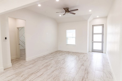 536 Highview Ct, Godley, TX 76044 - photo 3