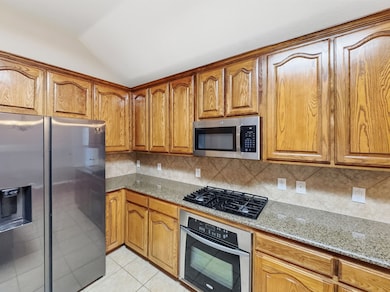 11250 Luckenbach Dr, Frisco, TX 75035 - photo 3