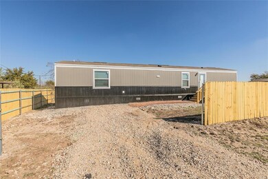 8767 Windmill Ct, Cresson, TX 76035 - photo 2