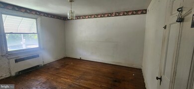 4102 The Alameda, Baltimore, MD 21218 - photo 5