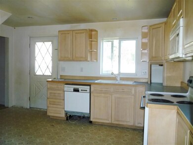 104 W Webster Ave, Chewelah, WA 99109 - photo 6