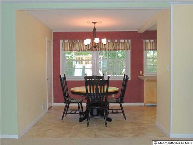 12 Cherry Tree Ln, Middletown, NJ 07748 - photo 6