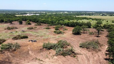 1521 Oak Hill Rd, Cleburne, TX 76031 - photo 7