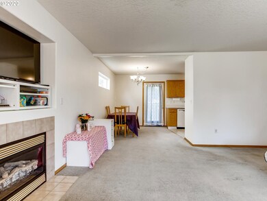 1120 SW Ivory Loop unit 18, Gresham, OR 97080 - photo 5