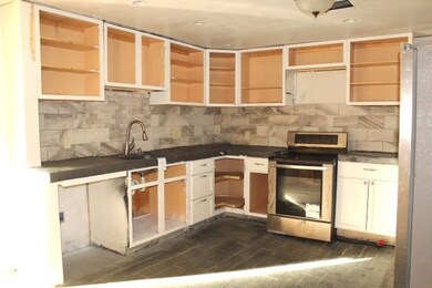 3 Orleans St, Johnston, RI 02919 - photo 4