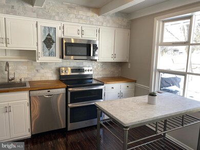 4059 Center Ave, Lafayette Hill, PA 19444 - photo 2