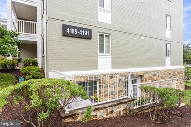 4191 S Four Mile Run Dr unit 104, Arlington, VA 22204 - photo 6