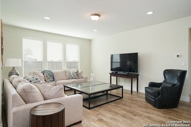 10110 Cactus Hills, San Antonio, TX 78254 - photo 7