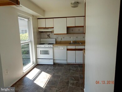 2318 Sun Valley Cir, Silver Spring, MD 20906 - photo 5