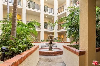 Century Woods unit 104, Los Angeles, CA 90067 - photo 4