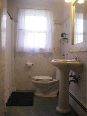 72 Minott St, Gardner, MA 01440 - photo 5