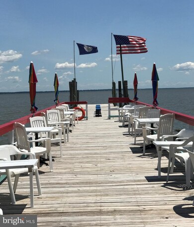 208 Hawthorn St, Colonial Beach, VA 22443 - photo 7