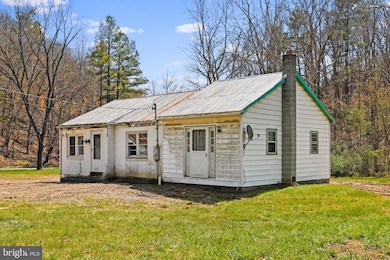 887 Gap Rd, Strasburg, VA 22657 - photo 2