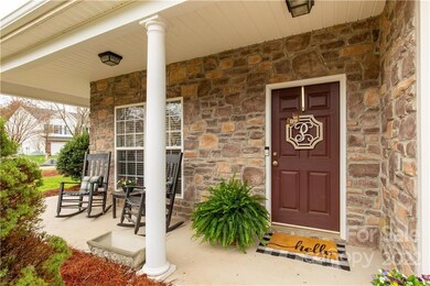 3334 Kingshire Way, Clover, SC 29710 - photo 4