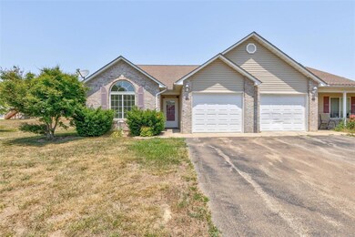 1819 Oak Knoll Dr, Farmington, MO 63640 - photo 2