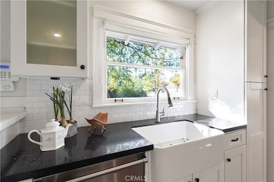 290 W 12th St, Claremont, CA 91711 - photo 7