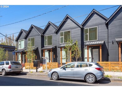 819 N Failing St, Portland, OR 97227 - photo 4