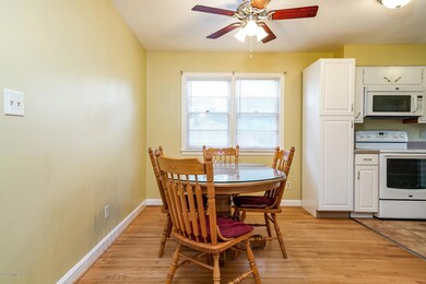 6206 Tiara Ct, Louisville, KY 40219 - photo 4