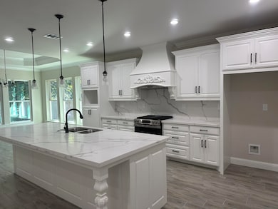 6370 32nd St, Groves, TX 77619 - photo 5