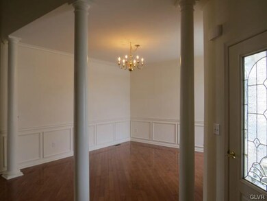 460 Inverness Cir, Easton, PA 18042 - photo 4