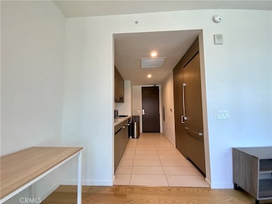 Metropolis Los Angeles - Tower I unit 1105, Los Angeles, CA 90017 - photo 5