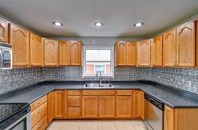 512 Crandle Dr, Fort Worth, TX 76108 - photo 7