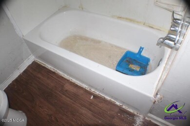 2452 Thrasher Ave, Macon, GA 31206 - photo 3