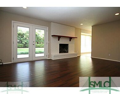 Den/Family/Great Room. Light, airy, fresh paint an