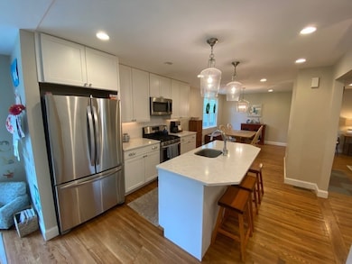 35 Curve St, Medfield, MA 02052 - photo 2