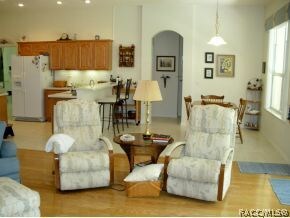 GREAT ROOM TO KITCHEN