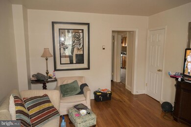 5727 Simmonds Ave, Baltimore, MD 21215 - photo 7