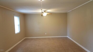 9609 Donchester Cir, Moss Point, MS 39562 - photo 4