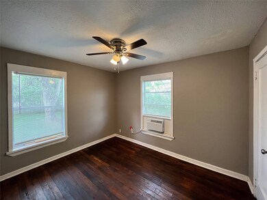 4623 Perry St, Houston, TX 77021 - photo 6