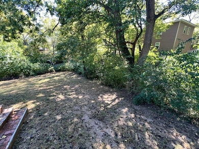 689 N Oakland Ave, Fayetteville, AR 72701 - photo 2