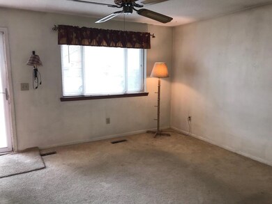 2755 Glenbriar St, Columbus, OH 43232 - photo 4