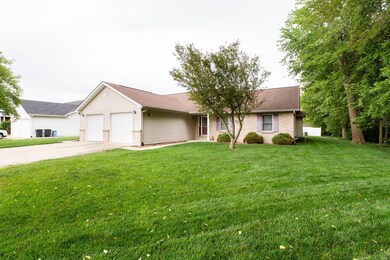 715 N Kristie Lynn St, Freeburg, IL 62243 - photo 2