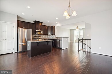 5406 Saint Rita Dr, Waldorf, MD 20602 - photo 2