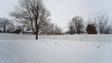 702 W Jefferson St, Kouts, IN 46347 - photo 4