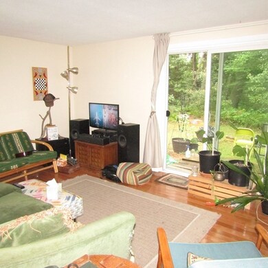 25 Hickory Ln, Amherst, MA 01002 - photo 5