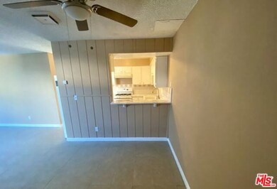 1621 Vineyard Ave unit 4, Los Angeles, CA 90019 - photo 5