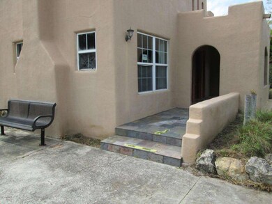 e avenue ave 004