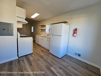 16 E Front St unit 3, Keyport, NJ 07735 - photo 3